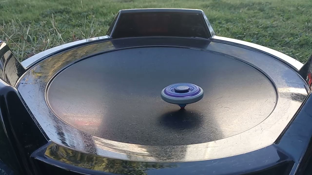 Beyblade Burn Fireblaze 135MS vs Ray Gil 100RSF