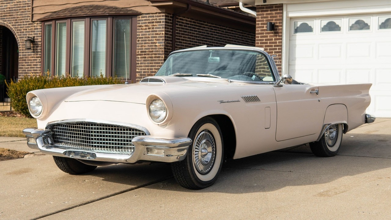 1957 Ford Thunderbird 312ci V8 Walk-around Video