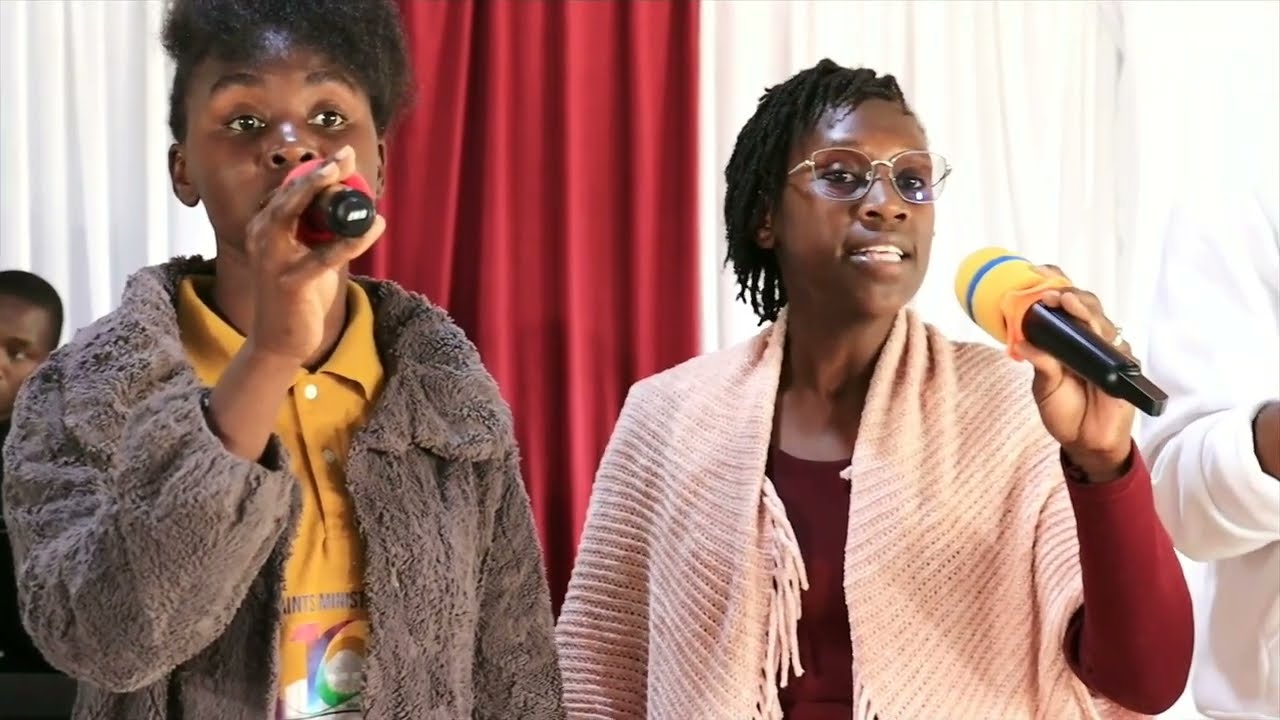 Camp Meeting// Huenda Nitapitia Milima// Saints Ministers (Live)