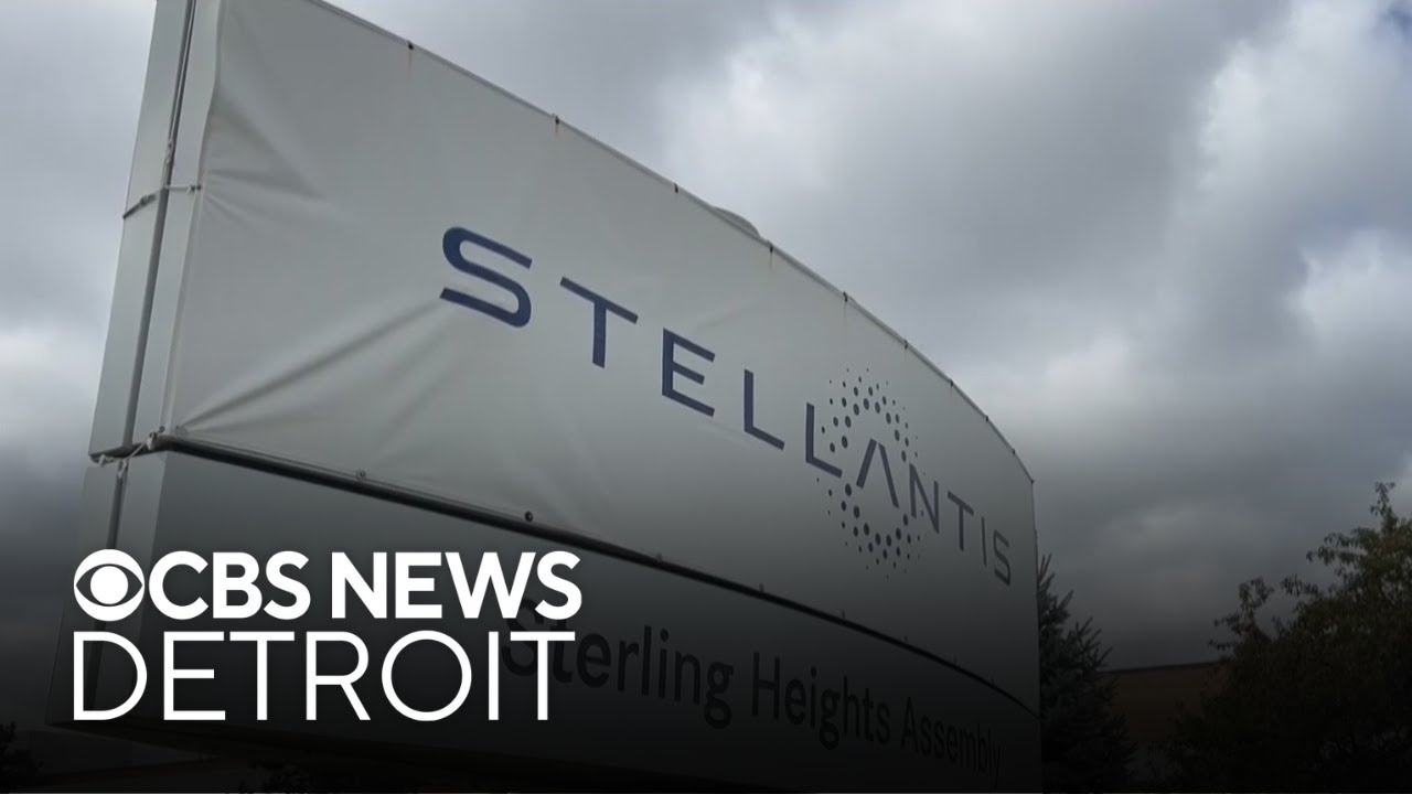 Auto experts weigh in on Stellantis bringing back Hemi V-8 engine