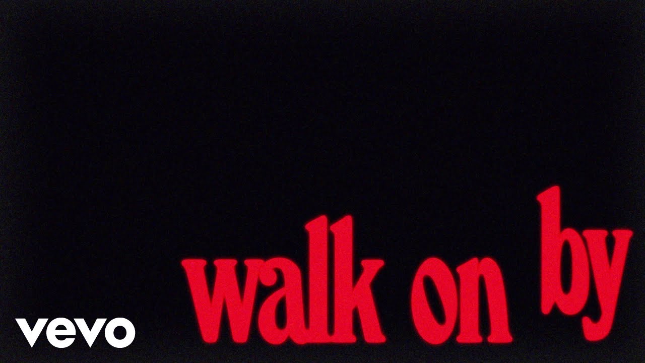 Lola Young - Walk On By (Lyrics)