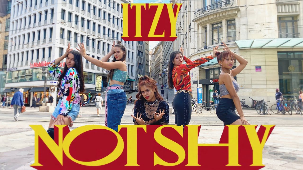 [KPOP IN PUBLIC] ITZY “Not Shy” DANCE COVER by District Crew
