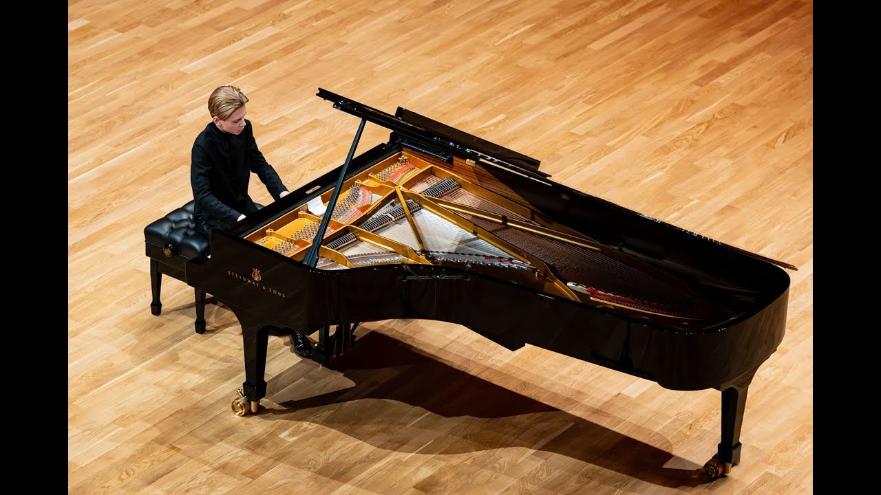 Competition of young musicians 