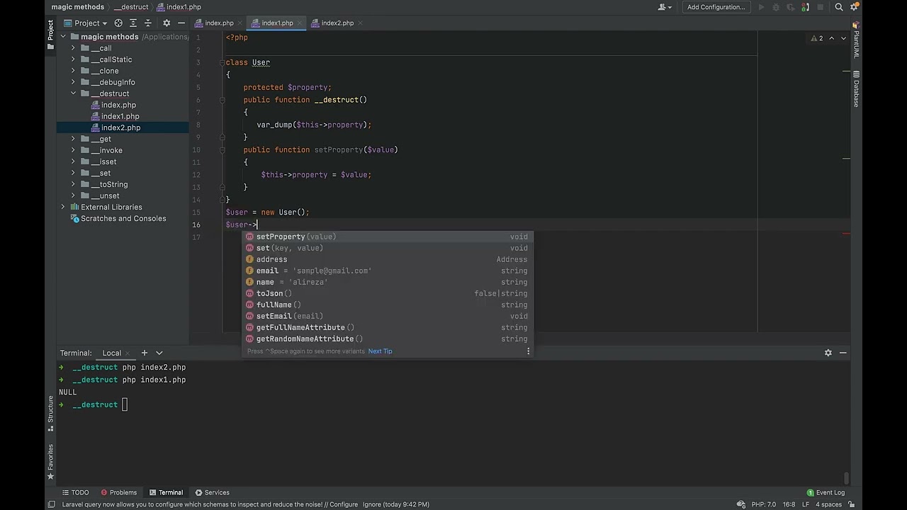 What is __destruct in php