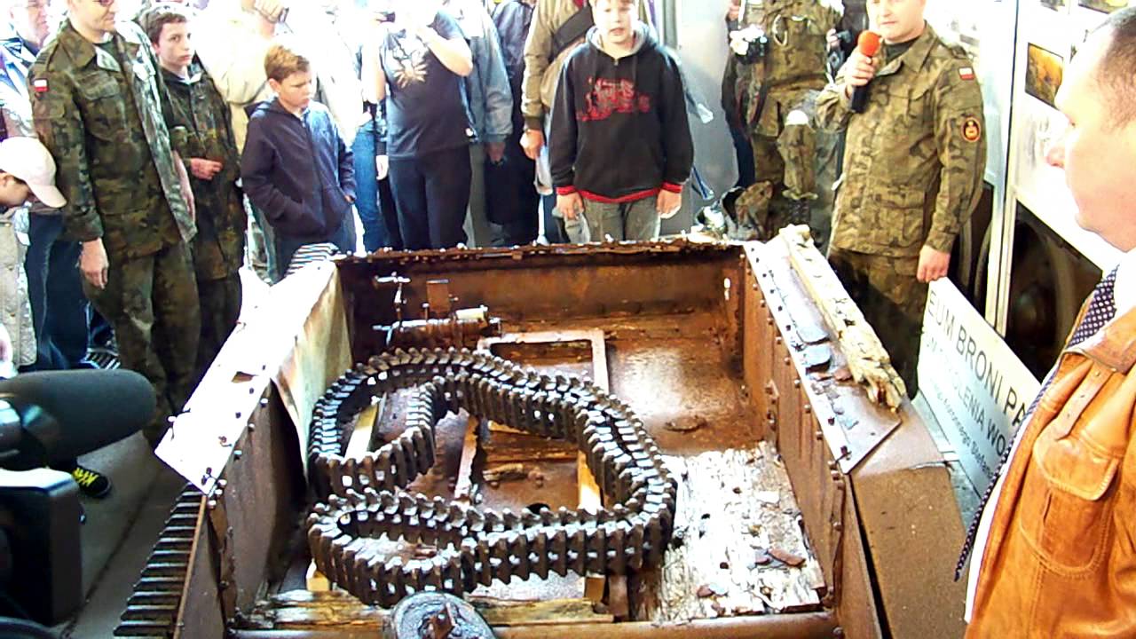 Odsłonięcie tankietki TKS w Poznaniu