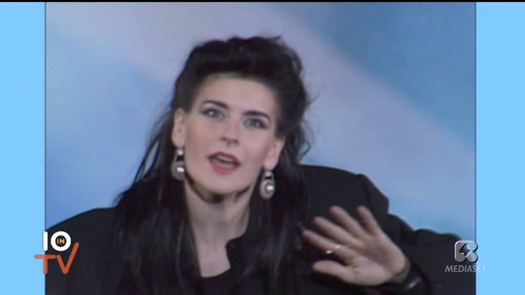 VALERIE DORE   King Arthur