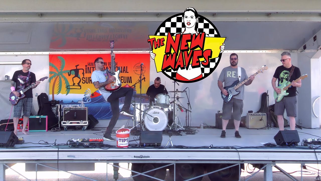 The New Waves - Live at the Huntington Beach Pier, Huntington Beach, California - October 26, 2025