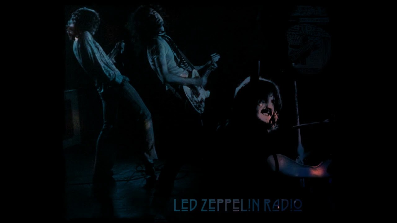 Led Zeppelin live in 1971