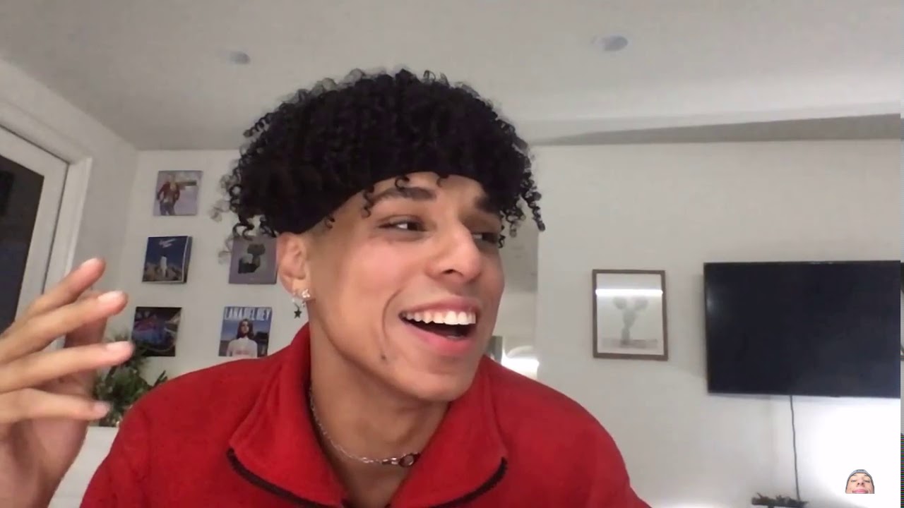 Larray's Youtube Live | Calling Brady and telling him him I like girls | 6/26/20