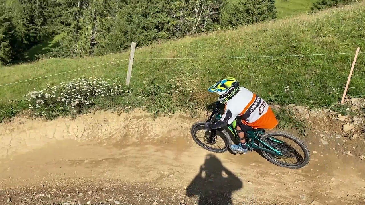 Freeride Action Diemtigtal