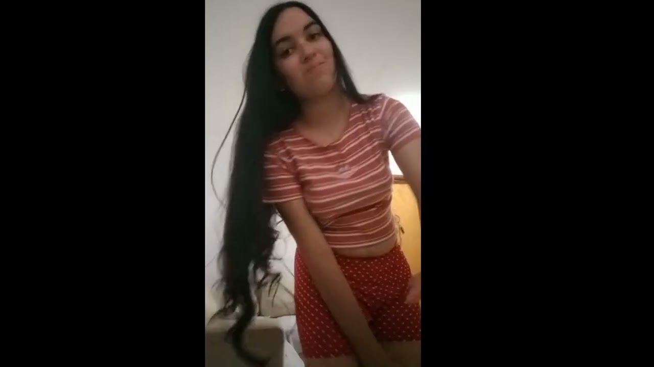 Eu me amo tanto de tão linda que eu sou Yasmin rocha. 
