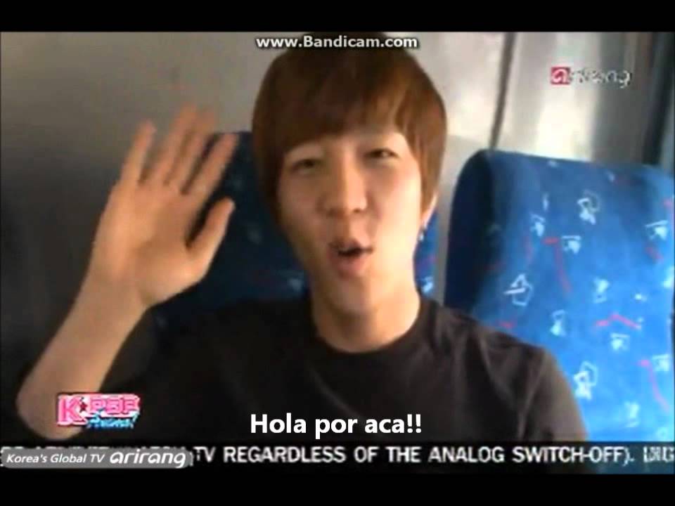120411(SUB ESP) U-kiss!!!! hablando español camino al ensayo evento 40 Colombia