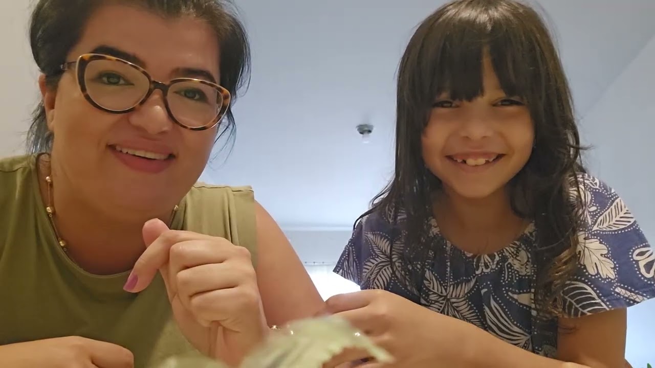 Provando 20 doces asiáticos 