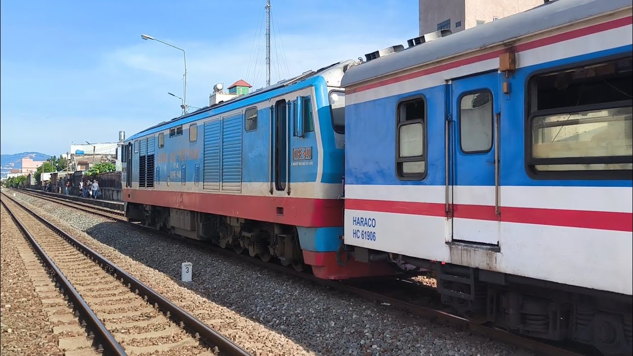 [2906 - TÀU TẾT 2026] D19E-940 kéo tàu SE10 | 15:29 - 19.02.2026