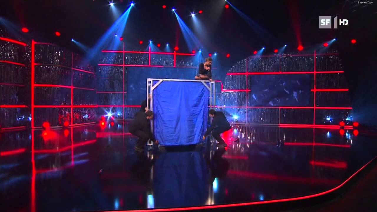 Judith Rakers Sophia Thomalla Einfach magisch Die grosse Show der Promizauberer SC X264 720p 004