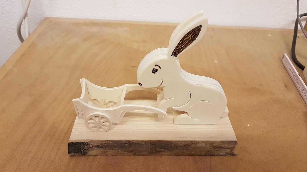 Osterhase mit Karre