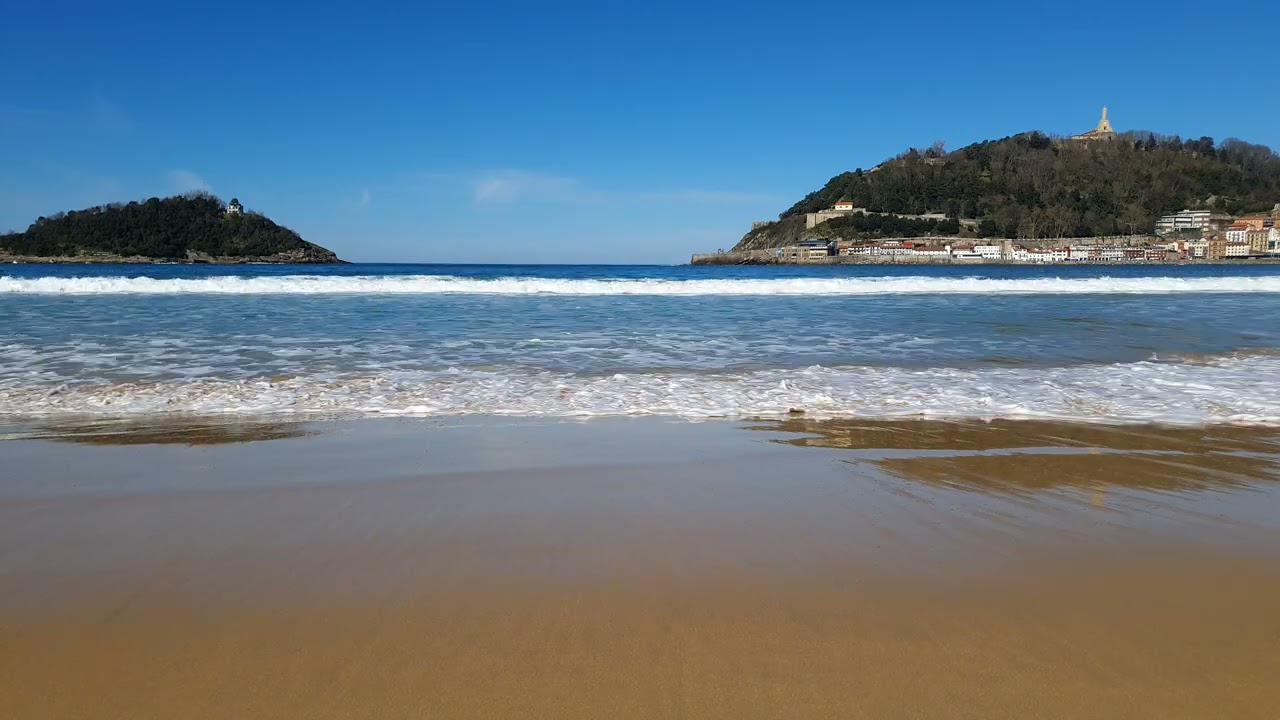 ​Morning Bliss at La Concha Bay | San Sebastián  | no music [4K/60fps]