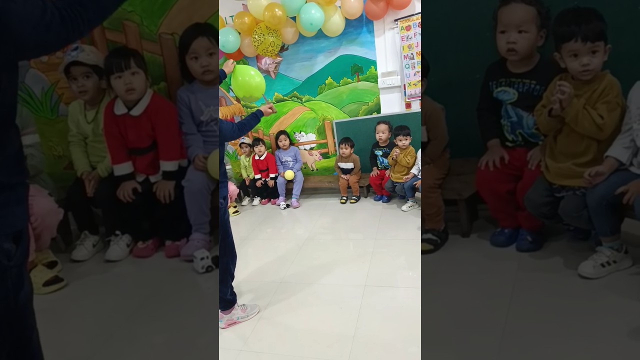 KIDS FUN TIME #christmas #music #christmassongs#cutebabies #parv