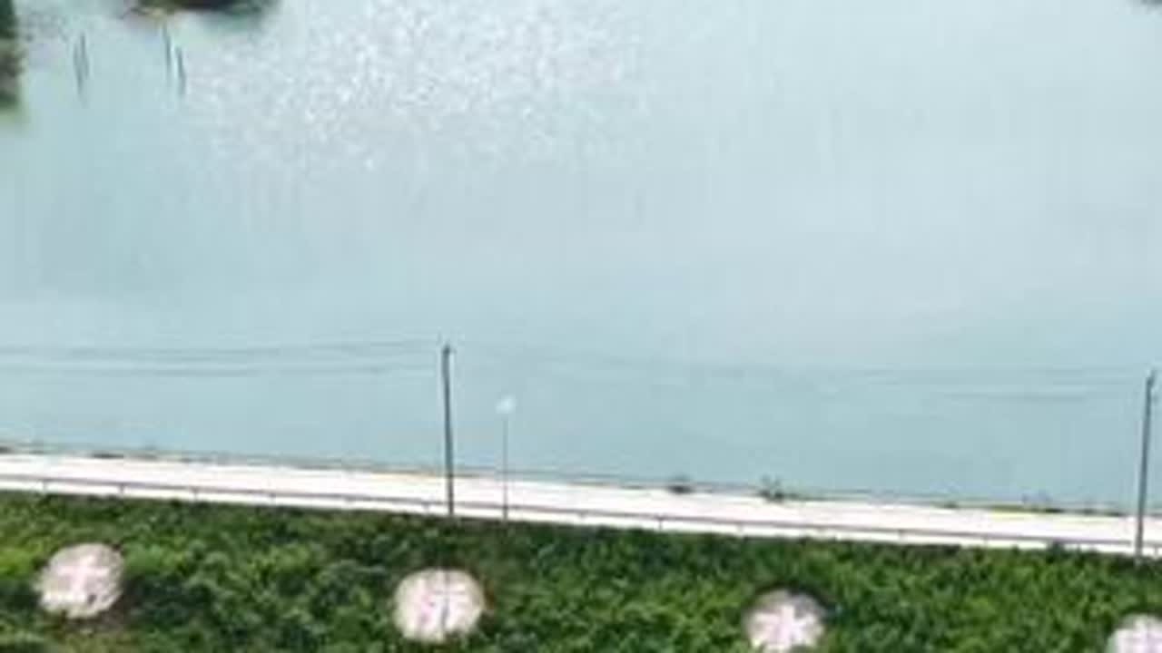 继上个乐福堂三公路视频不少评论区里说还没有拍到乐福堂就不能说到乐福堂，既然这样话不多说，安排！#航拍最美家乡 #大山深处自然美山清水秀好风光 #最美乡村风景