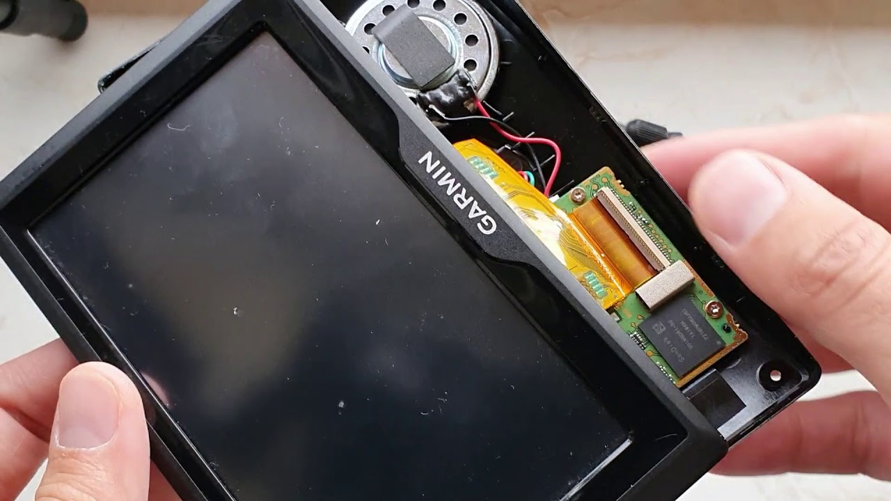 How to change battery & screen on Garmin Drive 50, disassemble. Замена батареи, экрана.