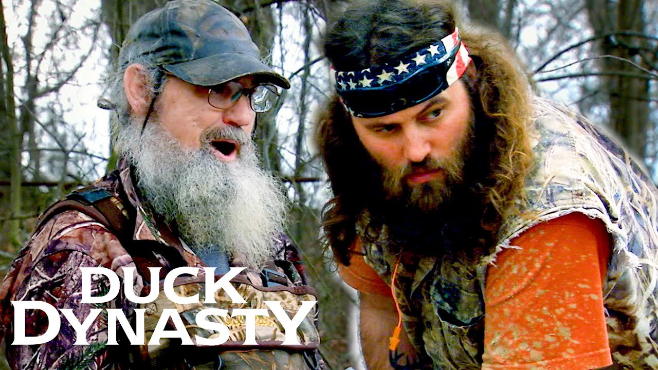 URGENT Water Issue Poses a Big Threat (Season 1) | Duck Dynasty