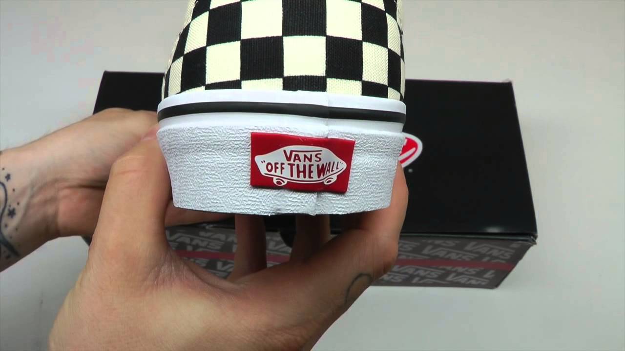 MOVESHOP VANS SLIP ON CHECK WHITE