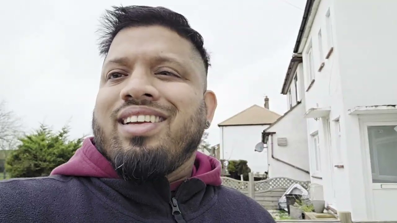 Blitz fernz 😎 Saira cooking 😀😋 Day out 🚗 Gym workout 💪