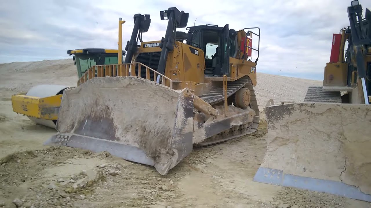 Caterpillar bulldozer d8t présentation