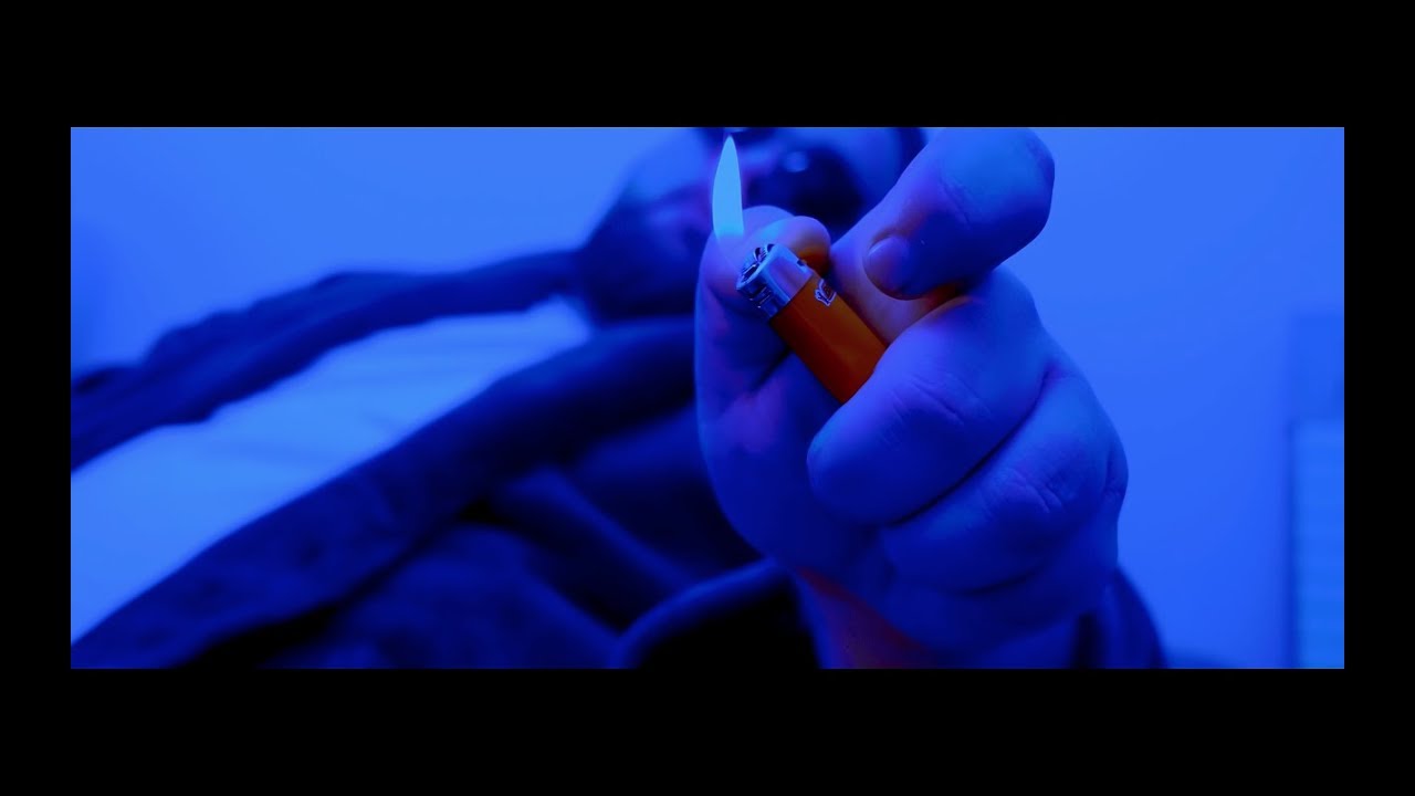 Berry x Phasm - Rood en blauw