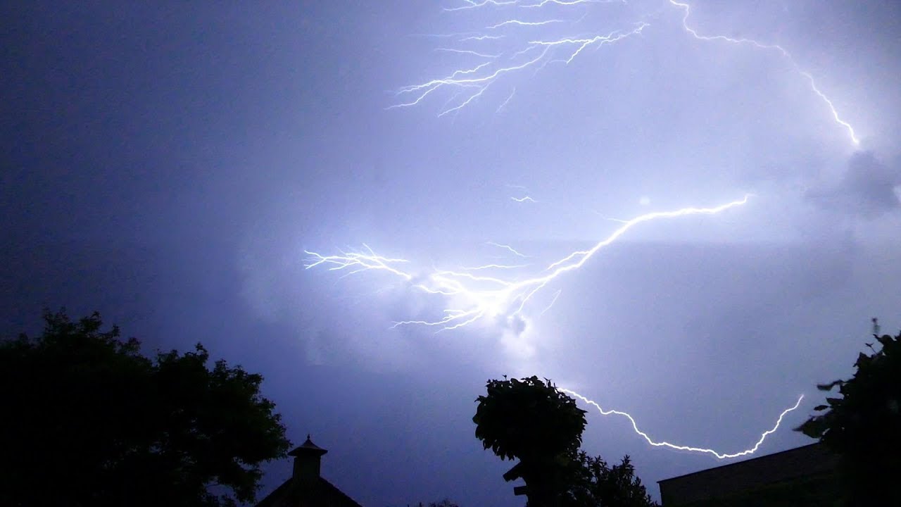Zwaar onweer 04-06-2019 Damwoude