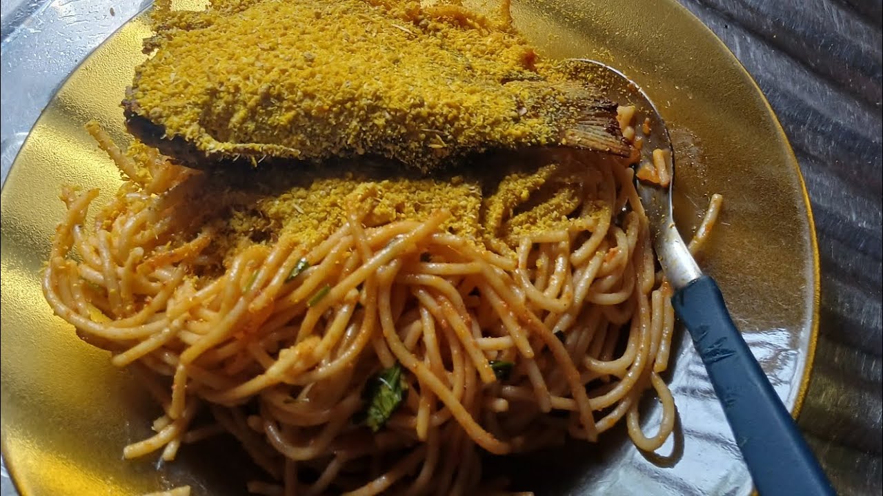 Meu almoço - Peixe com farinha