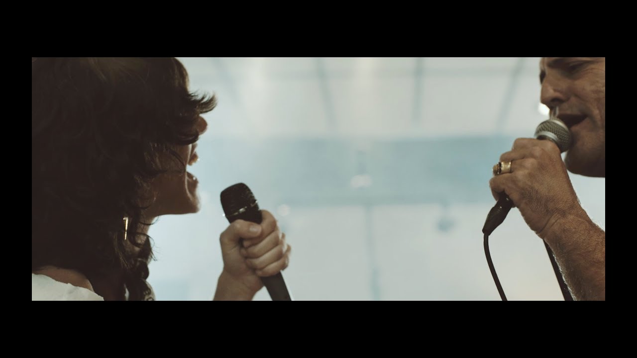 AURORA & THE BETRAYERS feat CARLOS TARQUE - 