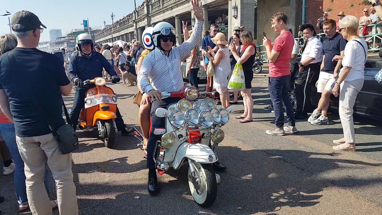 Mod scooters: vintage Vespa and Lambretta scooters @Brighton, UK