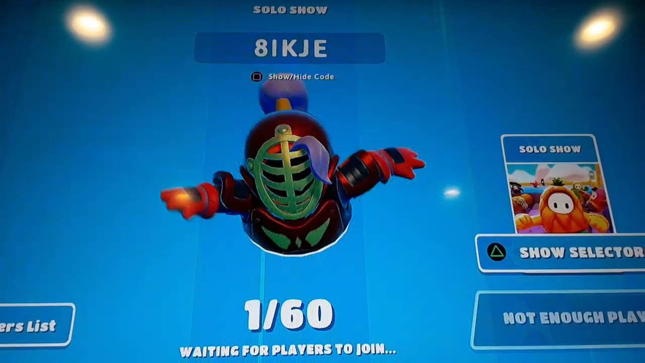 hurry it's costume lobby better join code is 8IKJE ON FALL GUYS JOIN NOW!