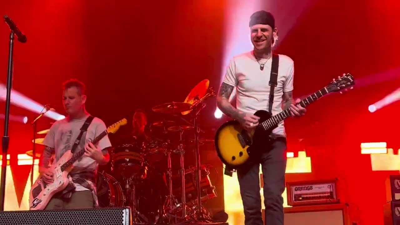 Corey Taylor KISS cover Strutter 9.27.23 Sound Check Revel Albuquerque New Mexico USA Abq Nm live