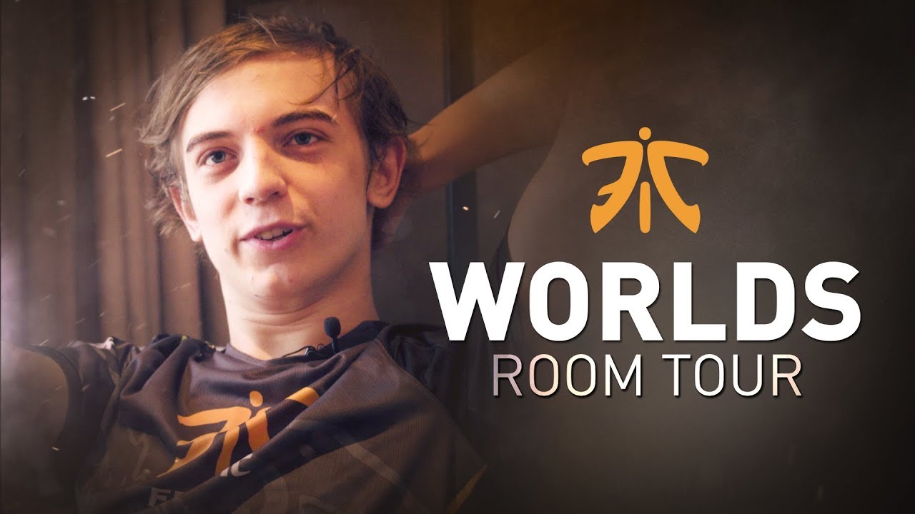 LEGENDS IN ACTION: CAPS' ROOM TOUR