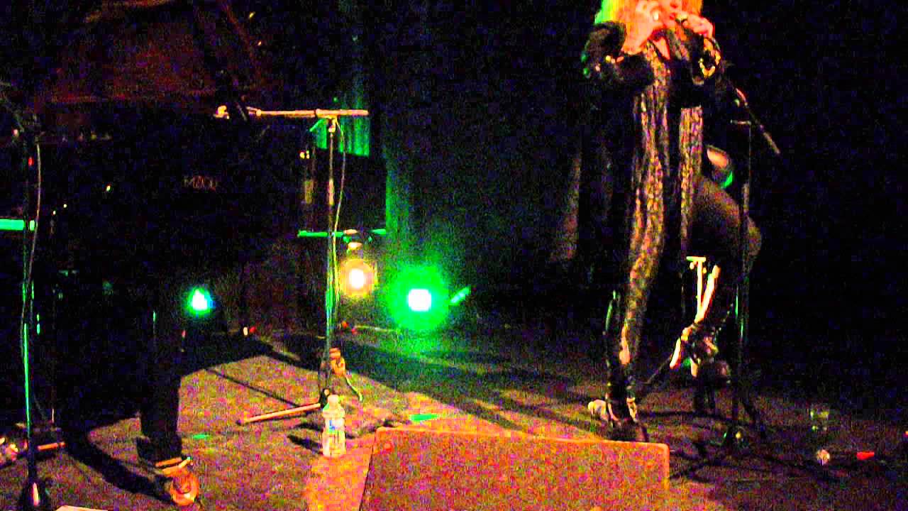 Never the bride (piano Catherine Feener /voix Nikki Lamborn) au BAZ 2015 This is a man's world