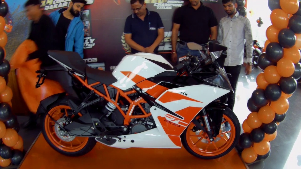 KTM RC 200 2017 Launch Event Jaipur | Exhaust Note | Walkaround