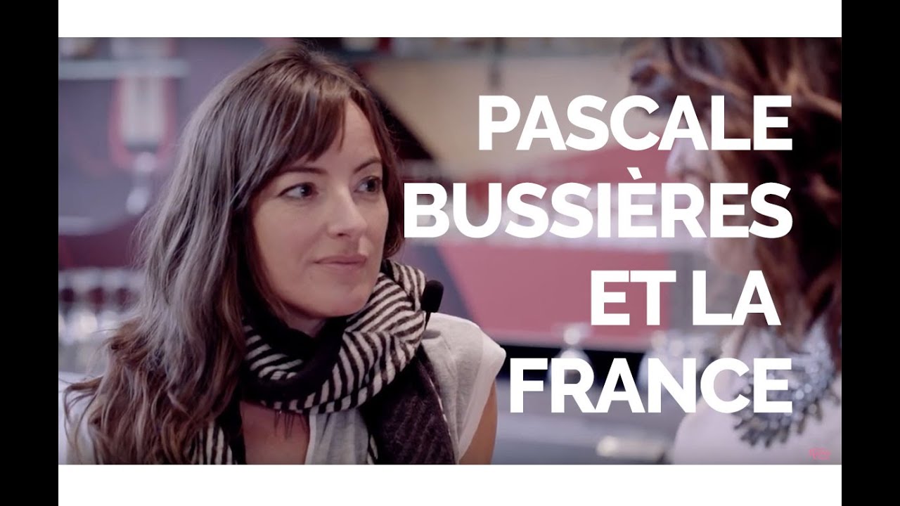 Pascale Bussières et la France | Tapis rose