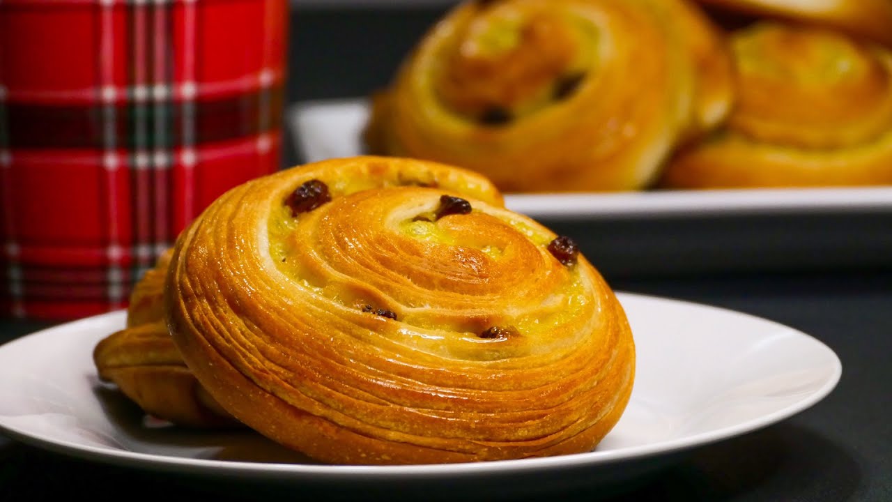 The Best Vegan Custard Rolls /Melci De Post Cu Crema De Vanilie Si Stafide