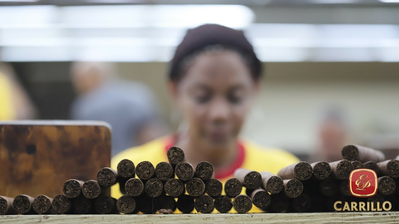 How Cigars are Rolled at the E.P. Carrillo Factory