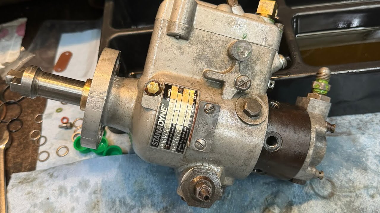 4020 injection pump tear down. #4020 #dbroosamasterrebuild