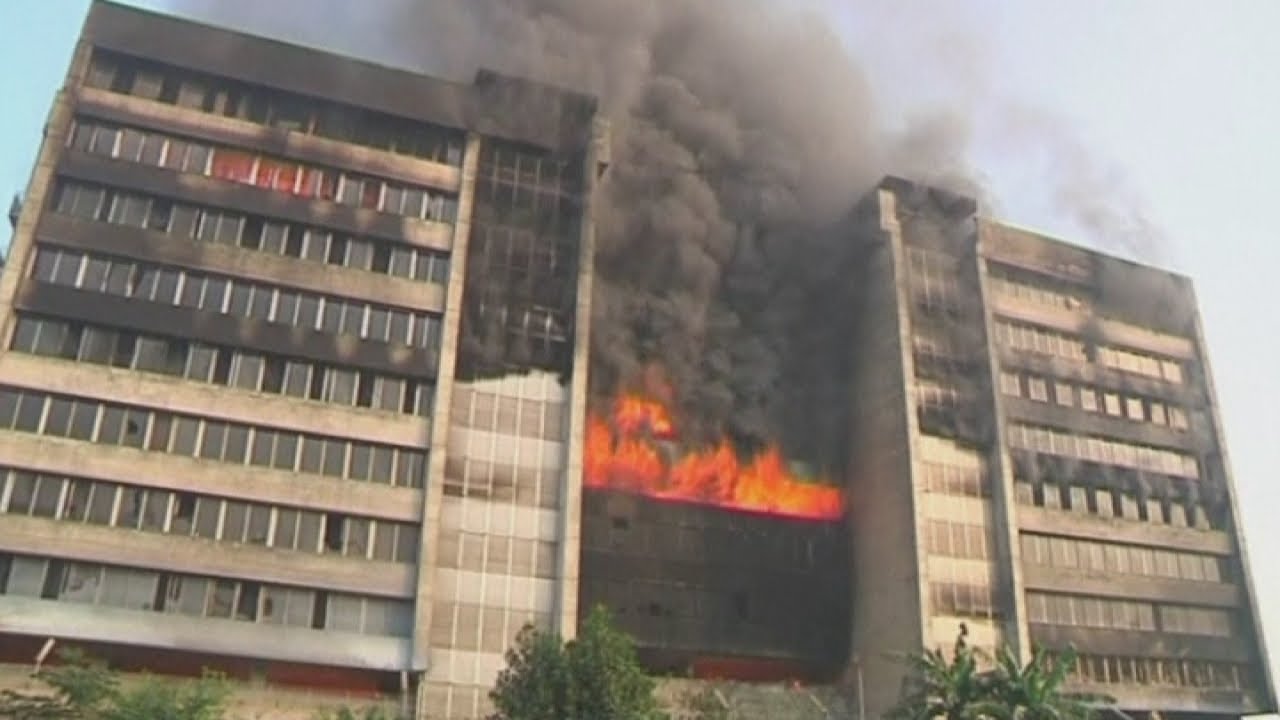 Huge fire destroys Bangladesh factory which makes clothes for Gap and Walmart