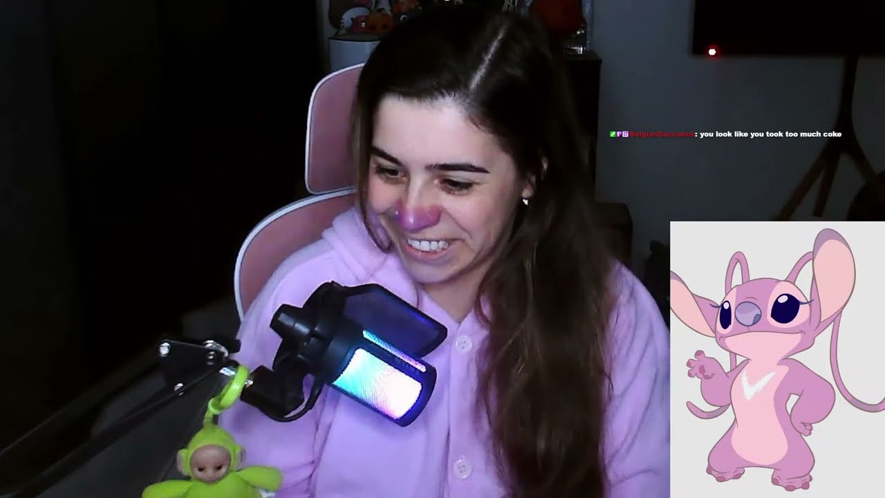 🎃 GIRL STITCH PLAYS OUTLAST 🎃 !halloween !cosplay