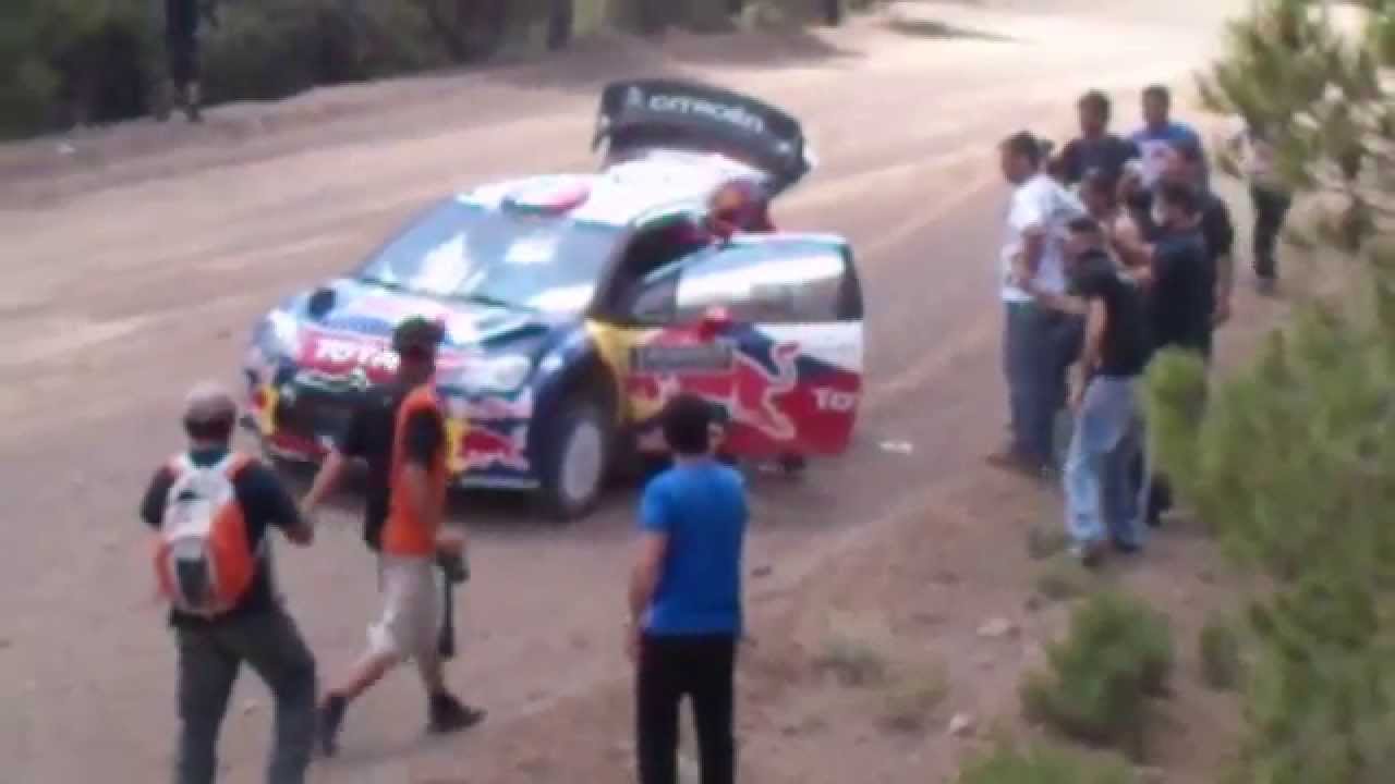 Sebastien Loed and the flat tire