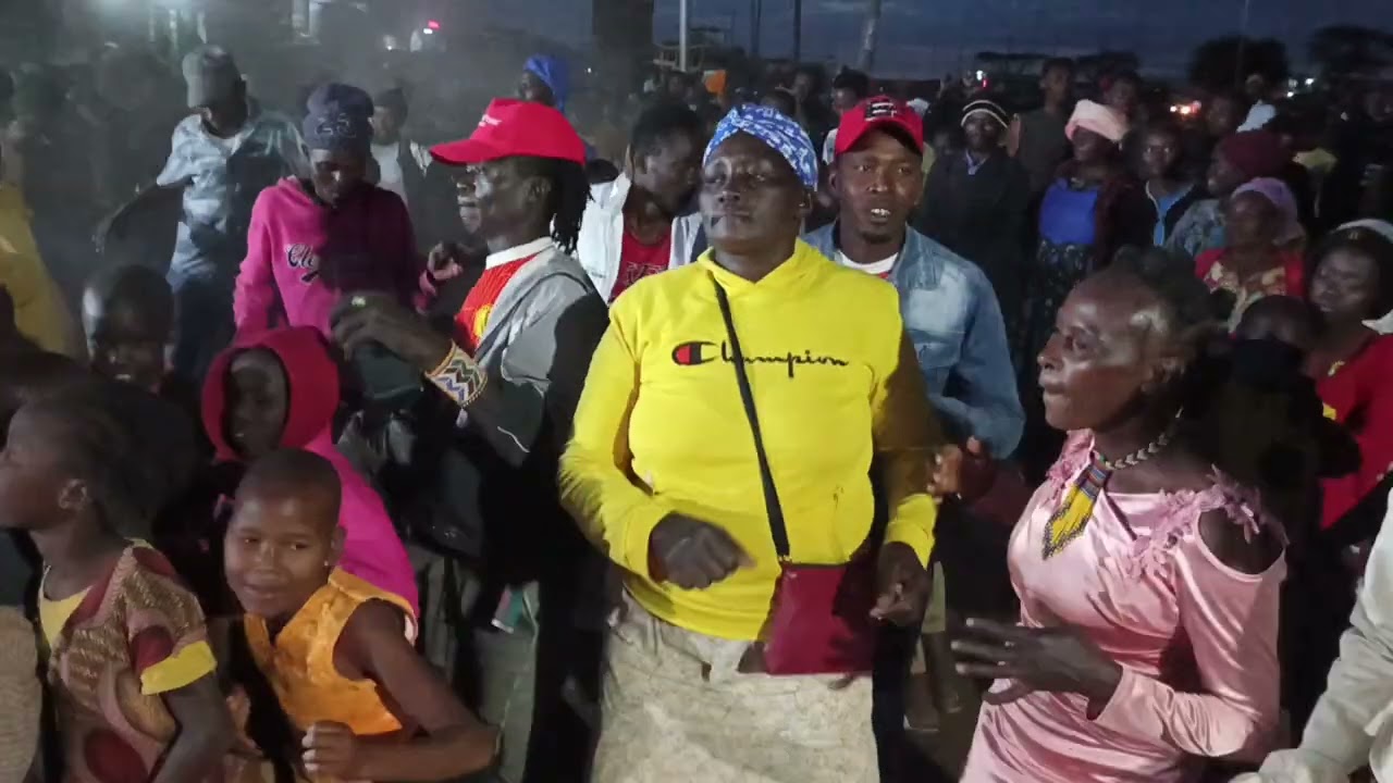 Chris Ndonye live Kamba benga... 