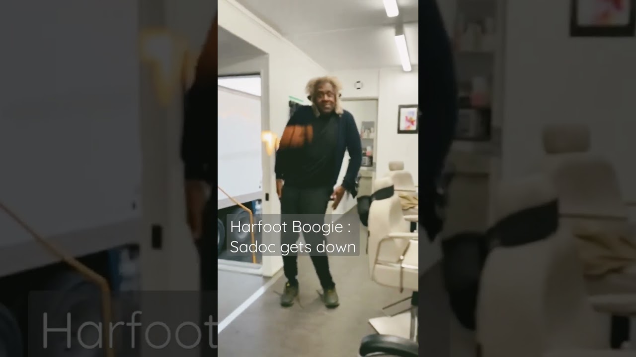 Sir Lenny Henry Does The Harfoot boogie As Sadoc getting downmn