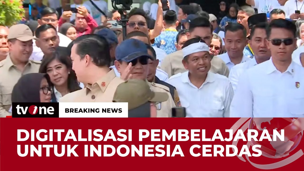 [BREAKING NEWS] Presiden Prabowo Tinjau Penggunaan Smartboard di SMPN 4 Bekasi | tvOne