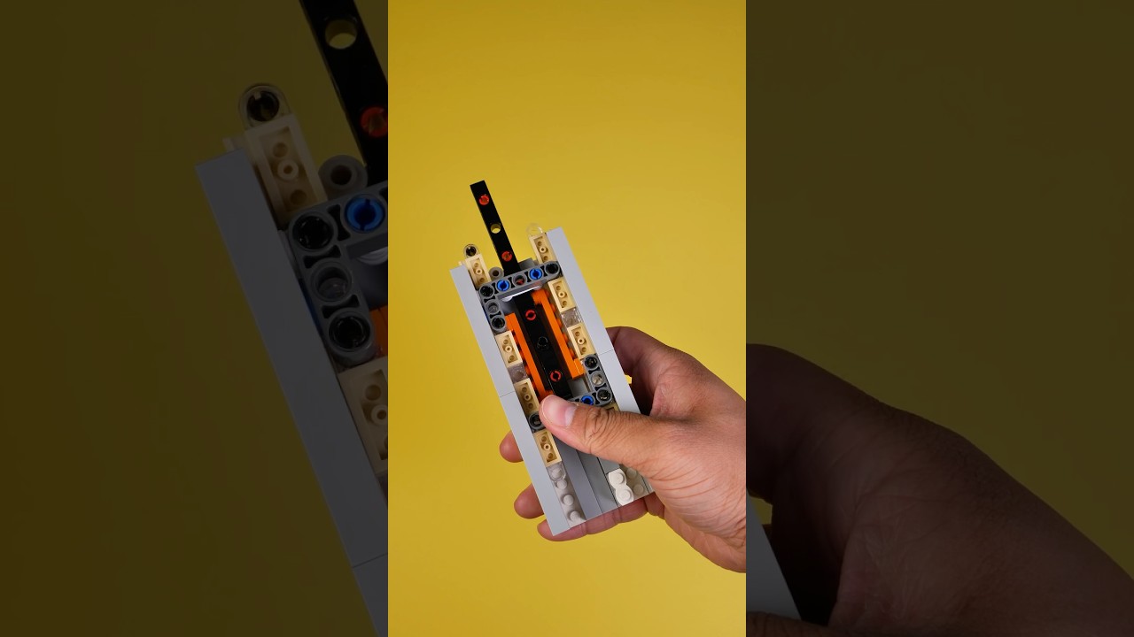 Building a functional &ldquo;switchblade&rdquo; with LEGO bricks! #lego #legomoc #fidget