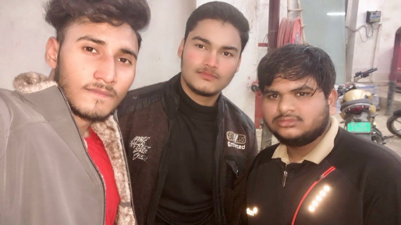 Mall ma ki masti 😝😁